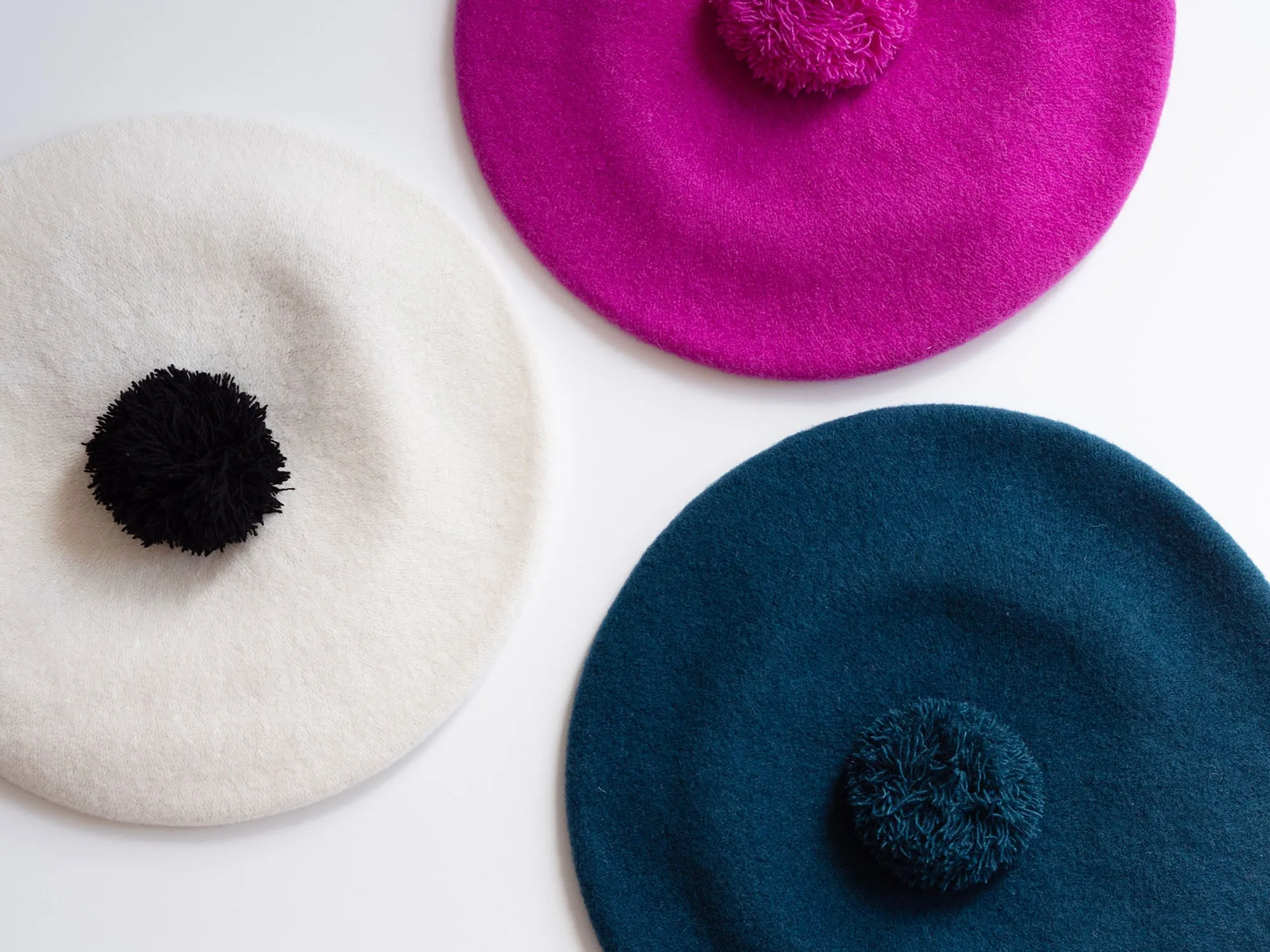 Pom Pom Beret Purple